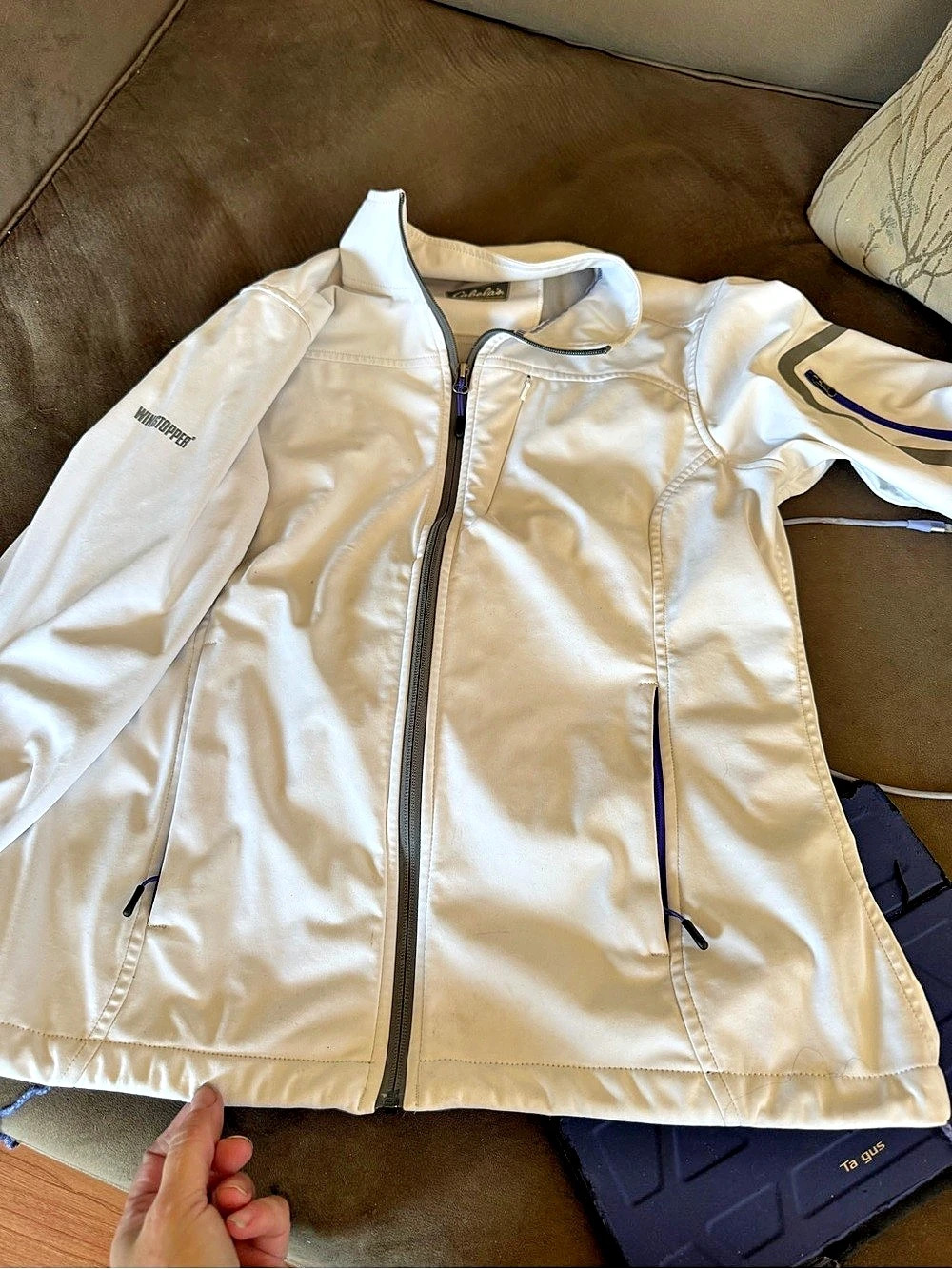 Cabela's Lightweight White Jacket Size Large windstopper